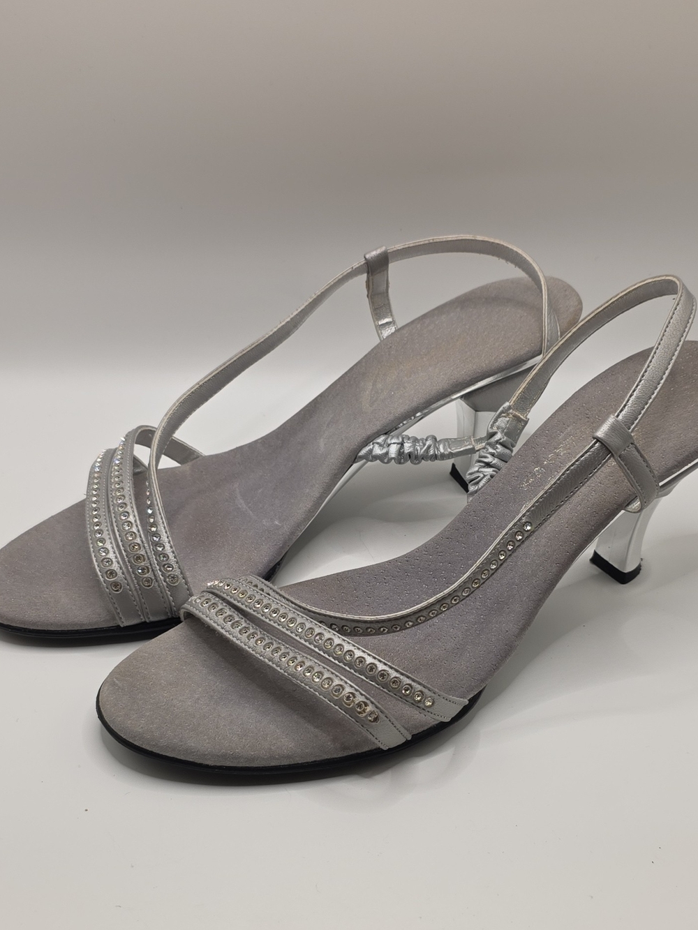 Onex Silver Strappy Short Heel Sandals US Size 8